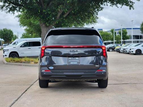 Panthera Metal 2026 Kia Carnival Hybrid EX