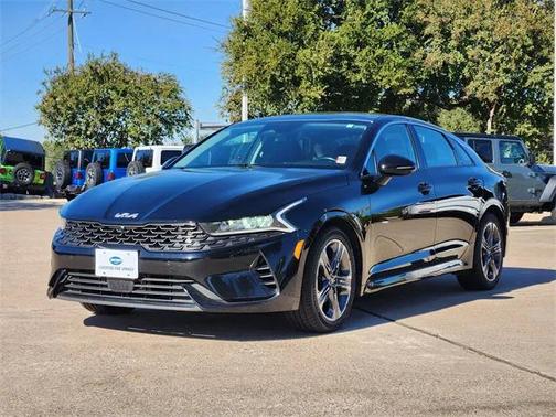 2022 Kia K5 EX