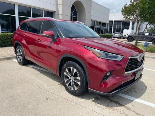 2021 Toyota Highlander XLE