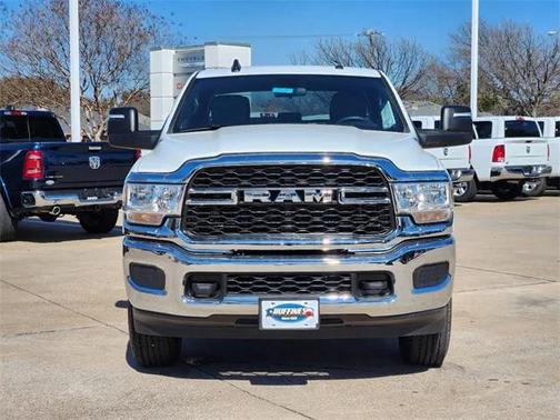 2024 RAM 3500 Tradesman Crew Cab 4x4 8' Box