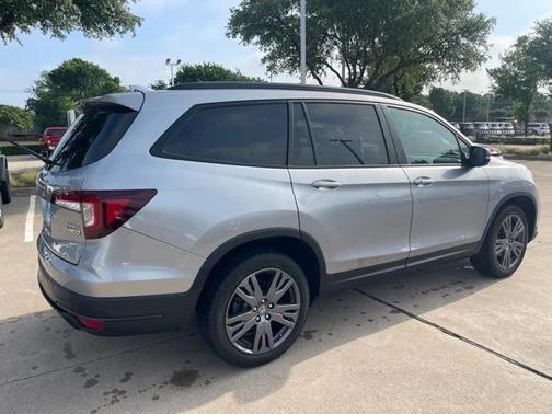 2022 Honda Pilot AWD Sport