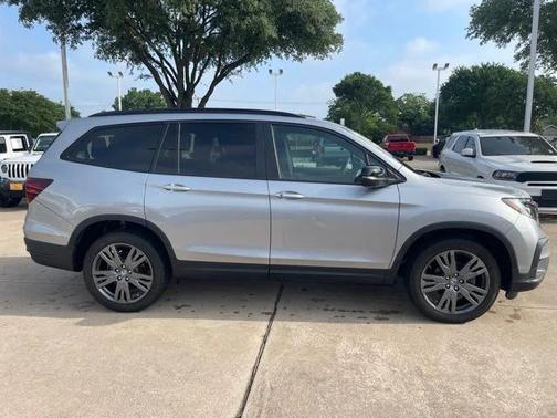 2022 Honda Pilot AWD Sport