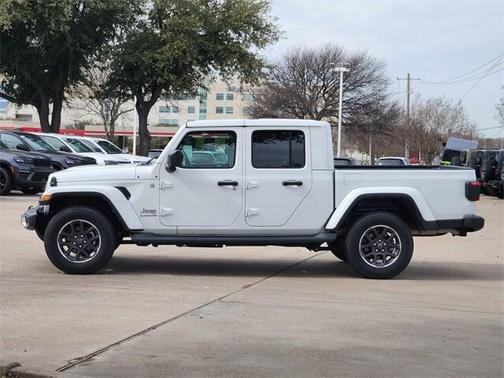 2022 Jeep Gladiator Overland