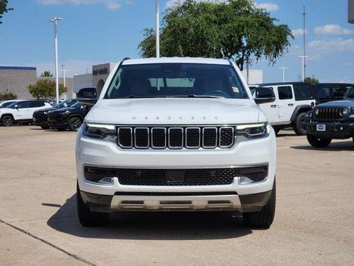 Bright White Clearcoat 2024 Jeep Wagoneer Series II 4x4