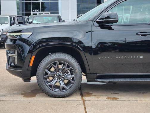 High Gloss Black 2026 Jeep Grand Wagoneer Upland 4x4