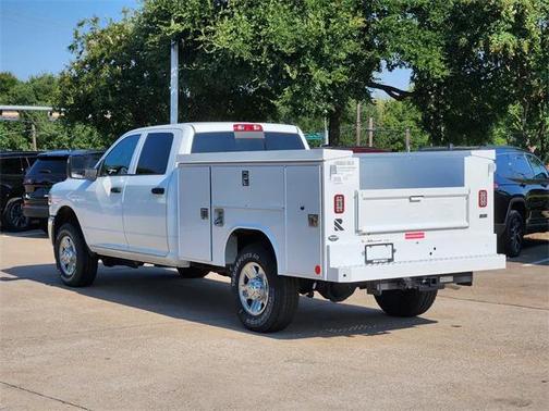 2023 RAM 3500 Tradesman Crew Cab 4x4 8' Box