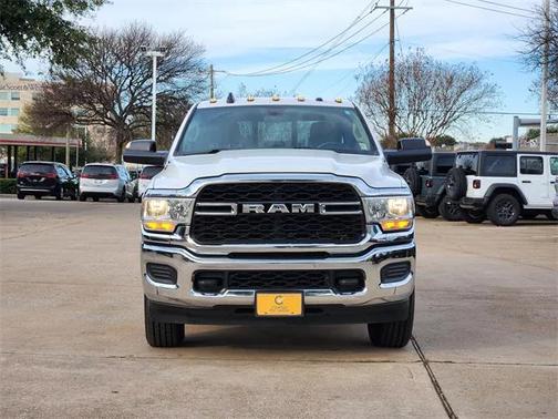 2019 RAM 2500 Tradesman Crew Cab 4x4 8' Box