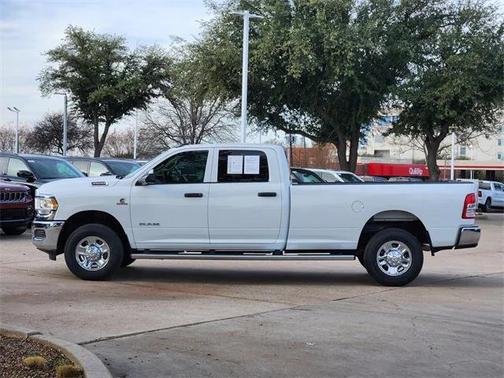 2019 RAM 2500 Tradesman Crew Cab 4x4 8' Box