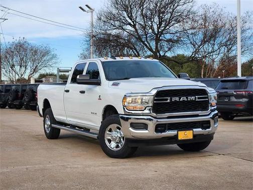 2019 RAM 2500 Tradesman Crew Cab 4x4 8' Box