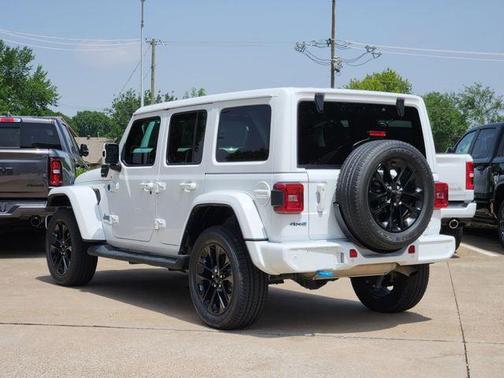 Bright White Clearcoat 2021 Jeep Wrangler Unlimited 4xe Sahara High Altitude