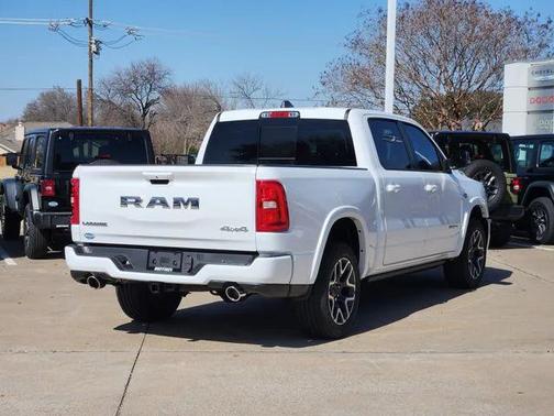 Bright White Clearcoat 2026 RAM 1500 Laramie