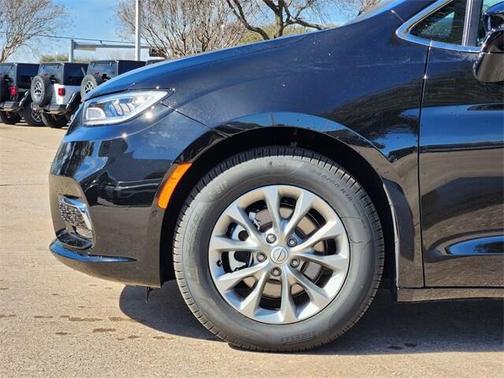 2026 Chrysler Pacifica Limited