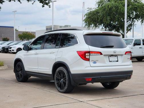 Platinum White Pearl 2022 Honda Pilot 2WD Special Edition