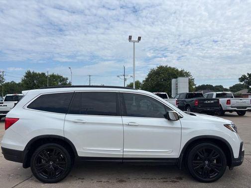 Platinum White Pearl 2022 Honda Pilot 2WD Special Edition