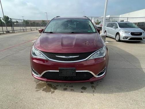 2018 Chrysler Pacifica Touring-L Plus