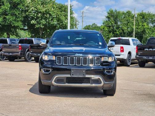 Diamond Black Crystal Pearlcoat 2018 Jeep Grand Cherokee Limited