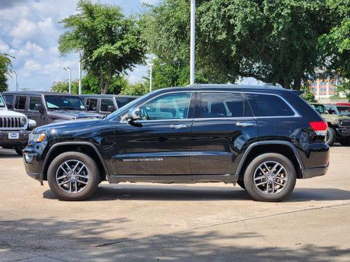 Diamond Black Crystal Pearlcoat 2018 Jeep Grand Cherokee Limited