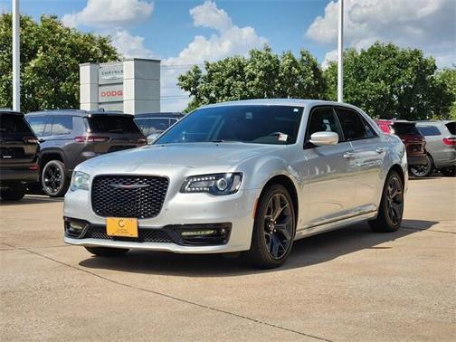 2021 Chrysler 300 S