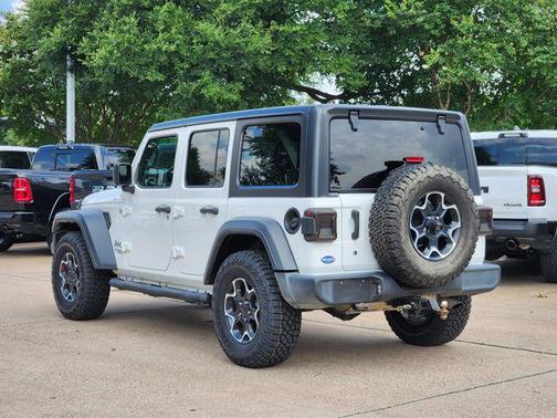Bright White Clearcoat 2020 Jeep Wrangler Unlimited Sport
