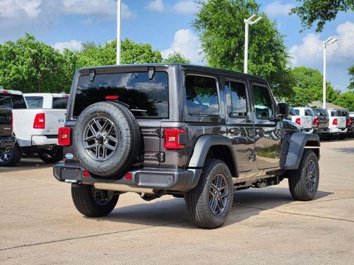 Granite Crystal Metallic Clearcoat 2026 Jeep Wrangler Sport S