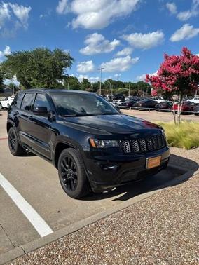 2019 Jeep Grand Cherokee Altitude