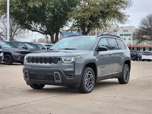 2026 Jeep Cherokee Laredo 4x4