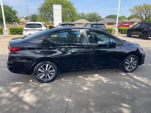 2023 Nissan Versa 1.6 SV