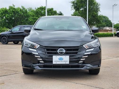 2023 Nissan Versa 1.6 SV