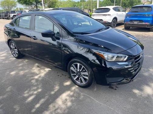 2023 Nissan Versa 1.6 SV