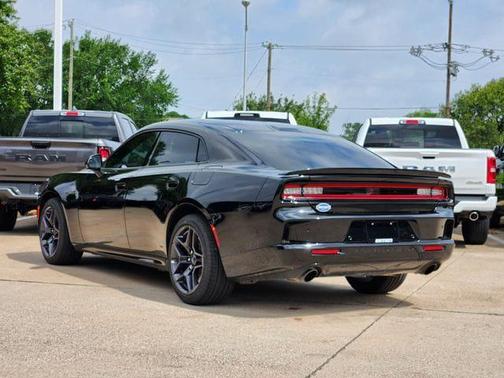 Diamond Black Crystal Pearlcoat 2026 Dodge Charger R/T