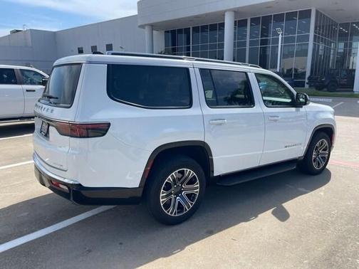 2024 Jeep Wagoneer Series II 4x2