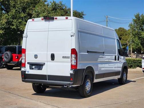 2026 RAM ProMaster 2500 Tradesman