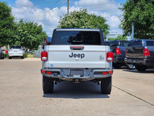 Silver Zynith Clearcoat 2022 Jeep Gladiator Sport