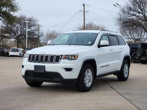 2019 Jeep Grand Cherokee Laredo