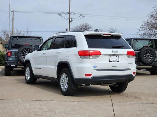 2019 Jeep Grand Cherokee Laredo