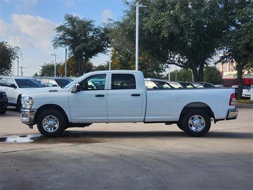 2024 RAM 2500 Tradesman Crew Cab 4x2 8' Box