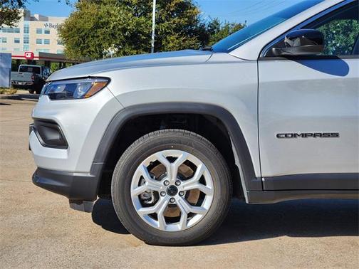 2025 Jeep Compass Latitude