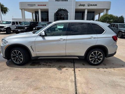 Glacier Silver Metallic 2018 BMW X5 sDrive35i