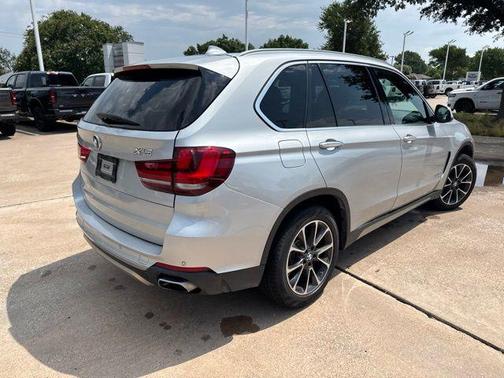 Glacier Silver Metallic 2018 BMW X5 sDrive35i