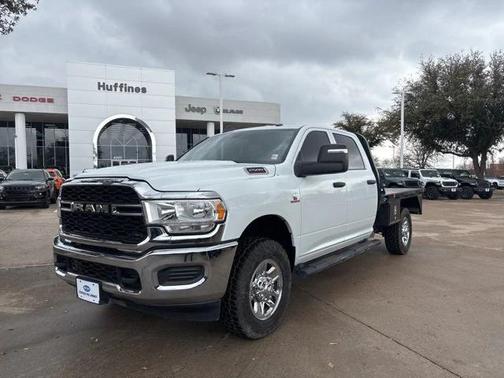 2023 RAM 2500 Tradesman Crew Cab 4x4 8' Box
