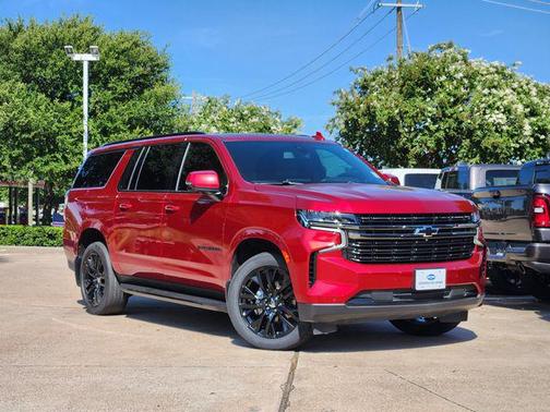 Cherry Red Tintcoat 2022 Chevrolet Suburban RST