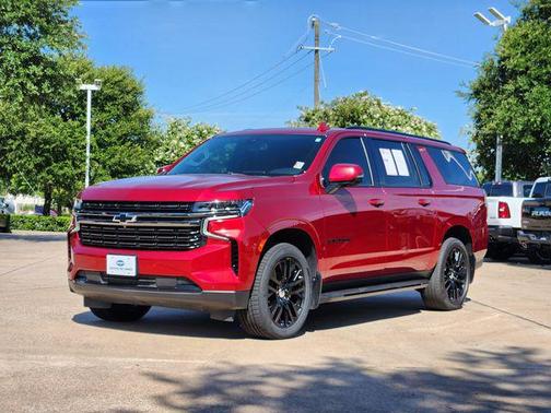 Cherry Red Tintcoat 2022 Chevrolet Suburban RST