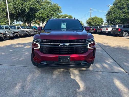 Cherry Red Tintcoat 2022 Chevrolet Suburban RST