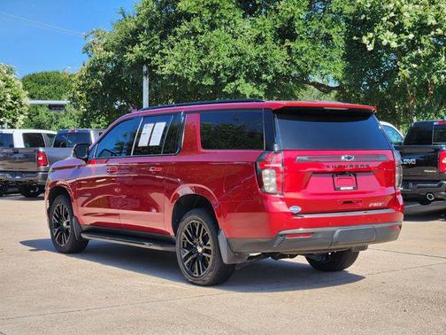 Cherry Red Tintcoat 2022 Chevrolet Suburban RST