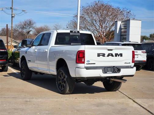 2026 RAM 2500 Laramie Crew Cab 4x4 6'4' Box