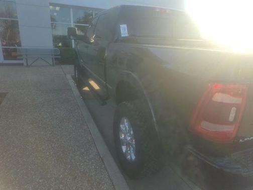 2023 RAM 2500 Limited Mega Cab 4x4 6'4' Box