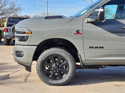 2026 RAM 2500 Laramie Crew Cab 4x4 6'4' Box