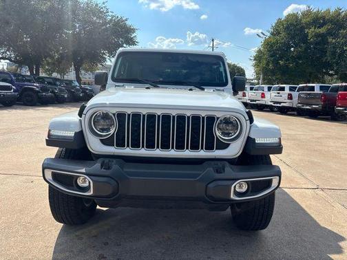 Bright White Clearcoat 2025 Jeep Wrangler 4-Door Sahara 4x4