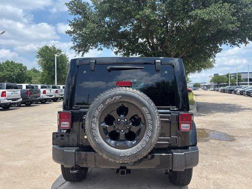 Black Clearcoat 2015 Jeep Wrangler Unlimited Altitude