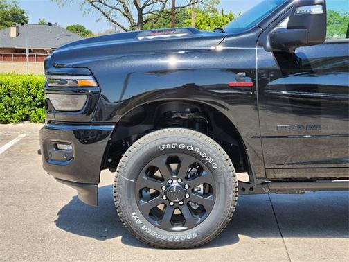 2025 RAM 2500 Laramie Crew Cab 4x4 6'4' Box